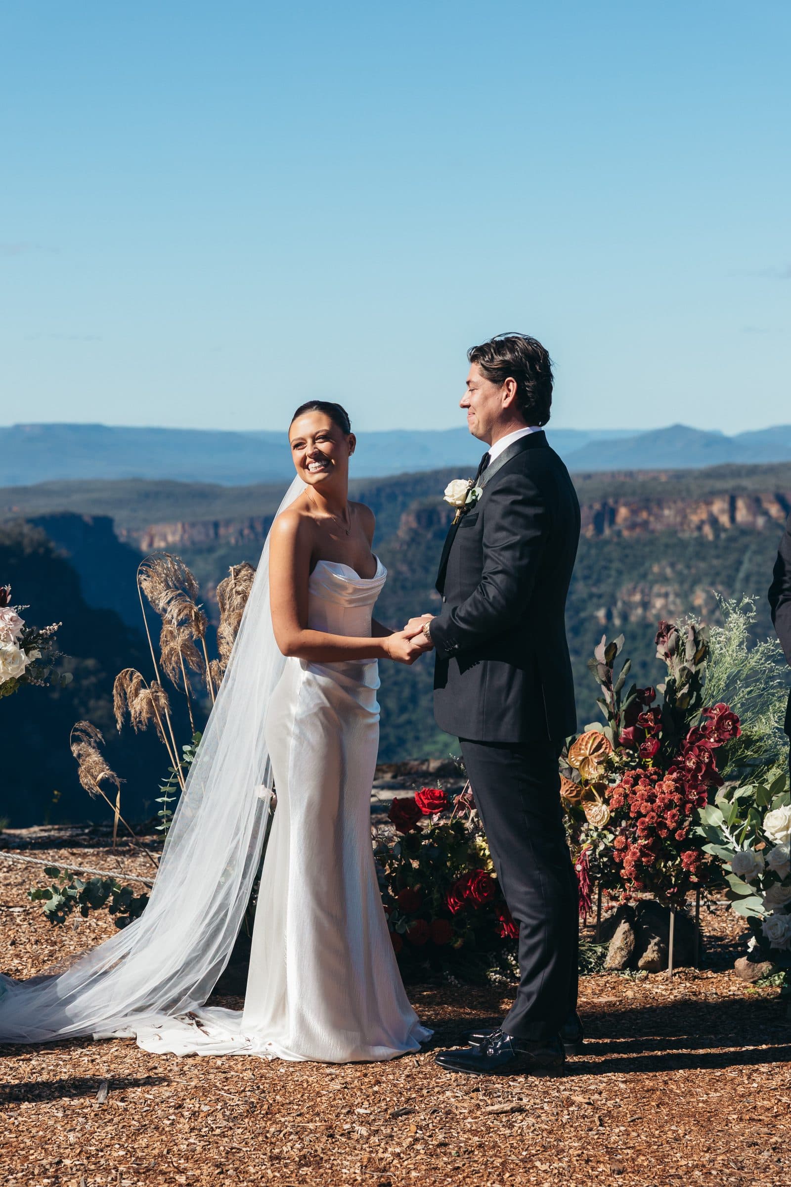 Celebrate extraordinary destination weddings above the Shoalhaven Gorge.